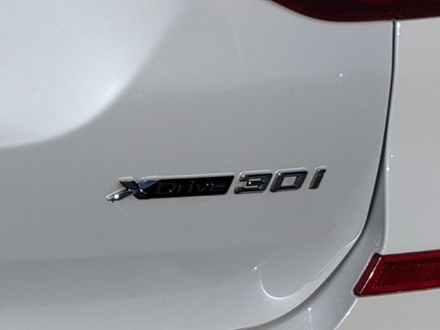 Used 2018 BMW X3 xDrive30i w/ Premium Package image 13