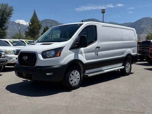 Used 2025 Ford Transit 250 Low Roof w/ Exterior Upgrade Package RWD image 2