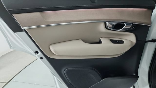 Certified 2026 Volvo XC90 B6 Ultra w/ Protection Package AWD/4WD image 28
