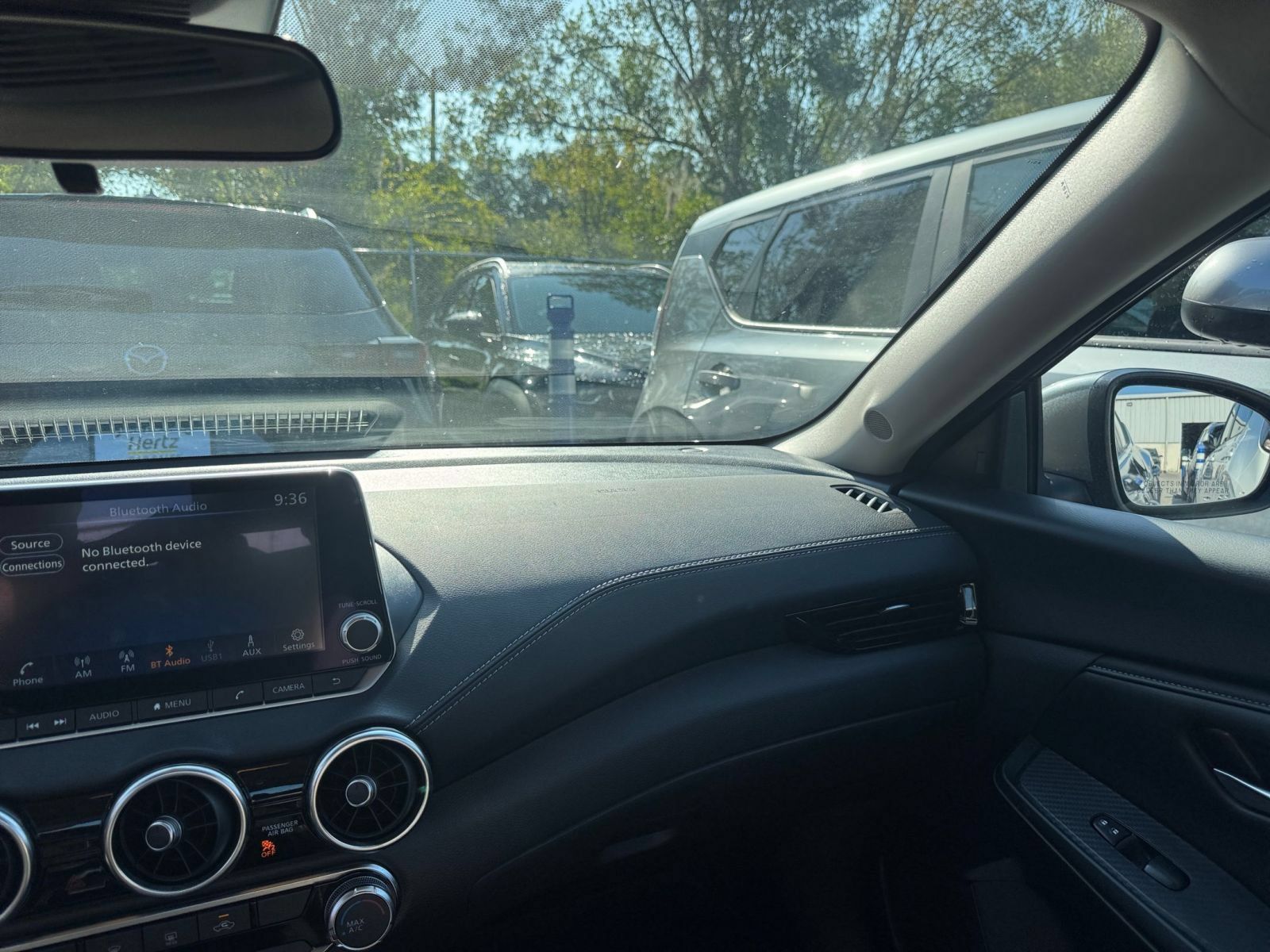 Used 2025 Nissan Sentra SV FWD image 32