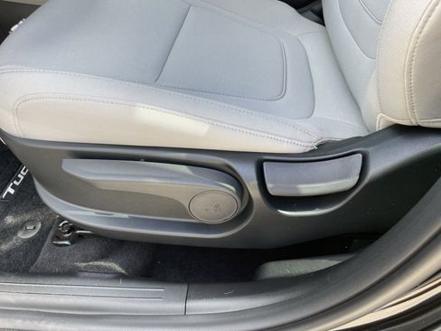 Certified 2026 Hyundai Tucson SE FWD image 14