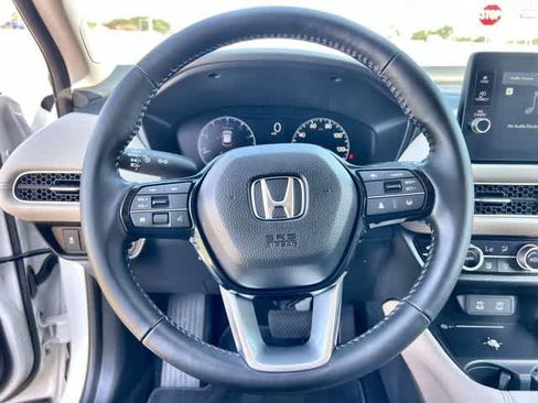 Used 2026 Honda HR-V EX-L image 17