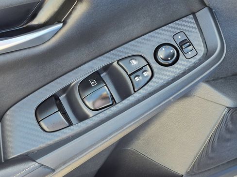 Used 2025 Nissan Sentra SV FWD image 13