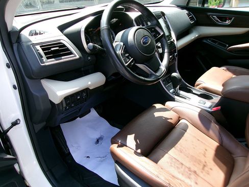 Used 2019 Subaru Ascent Touring w/ Popular Package #3 image 17