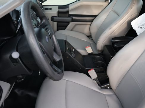 Used 2018 Ford F150 XL w/ Equipment Group 101A Mid image 14