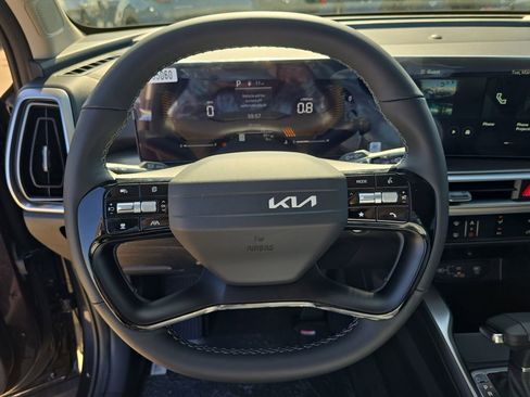 New 2026 Kia Sorento LX FWD image 28