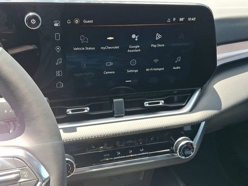 New 2026 Chevrolet Equinox LT AWD/4WD image 8