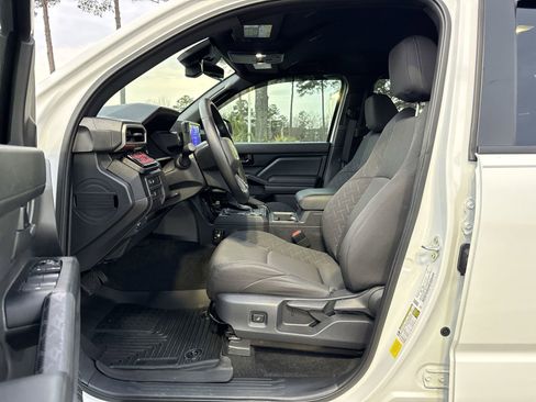 Used 2025 Toyota Tacoma SR5 image 16