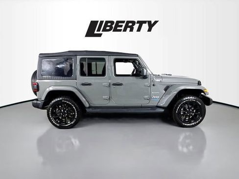 Used 2021 Jeep Wrangler Unlimited Sahara w/ Cold Weather Group image 8