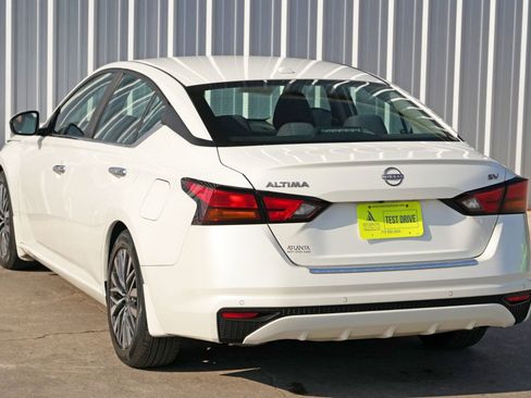 Used 2023 Nissan Altima 2.5 SV image 42