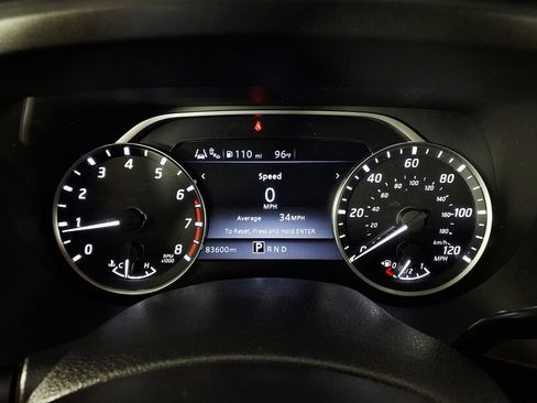 Used 2023 Nissan Titan SV RWD image 17