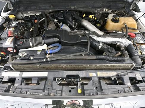 Used 2011 Ford F350 XLT w/ Camper Pkg AWD/4WD image 41
