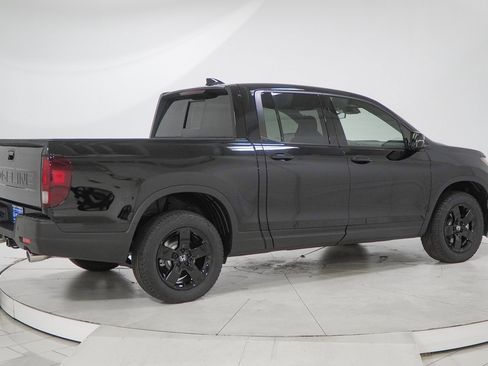 New 2026 Honda Ridgeline Black Edition image 14