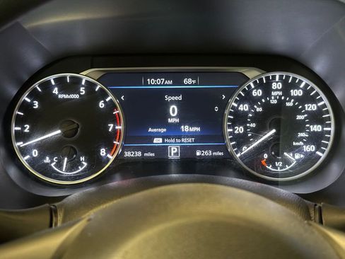 Used 2024 Nissan Sentra SV FWD image 10