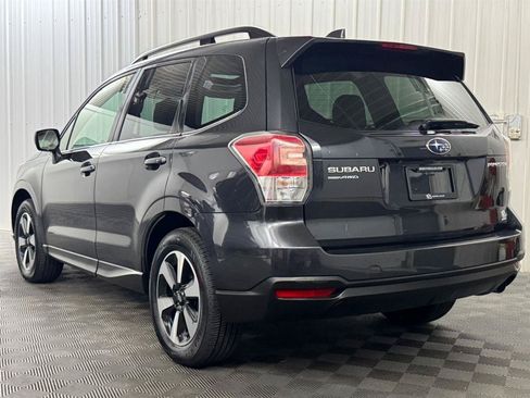 Used 2018 Subaru Forester 2.5i Limited AWD/4WD image 3