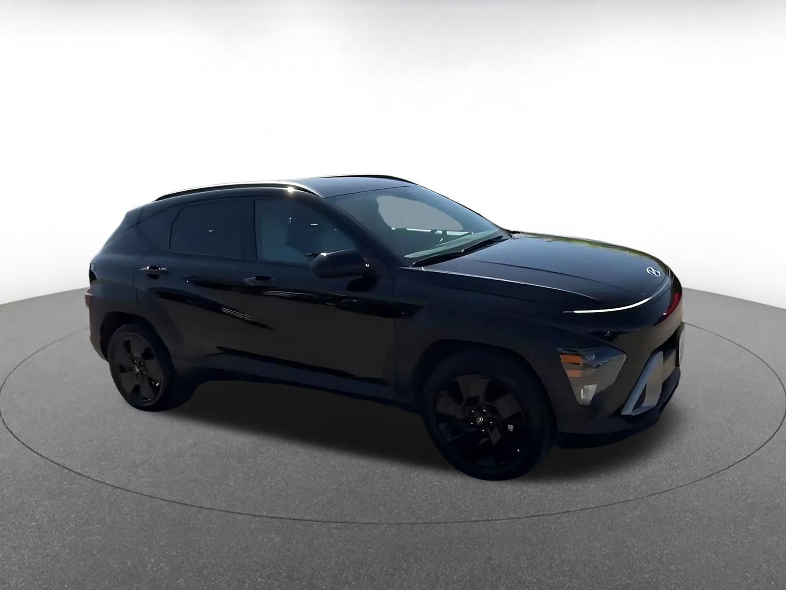 Used 2026 Hyundai Kona SEL Sport FWD image 2