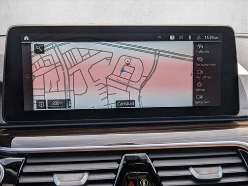 Used 2023 BMW 530e w/ Premium Package RWD image 13