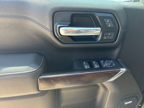 Used 2019 GMC Sierra 1500 SLT w/ SLT Premium Plus Package AWD/4WD image 15