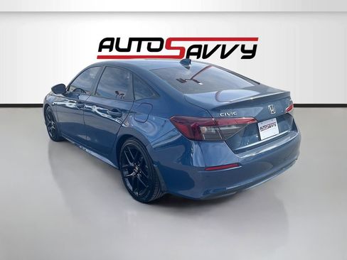 Used 2025 Honda Civic Sport image 5