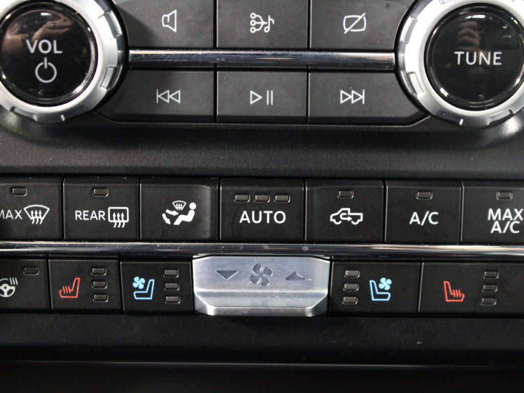 Used 2024 Ford F250 Platinum AWD/4WD image 76