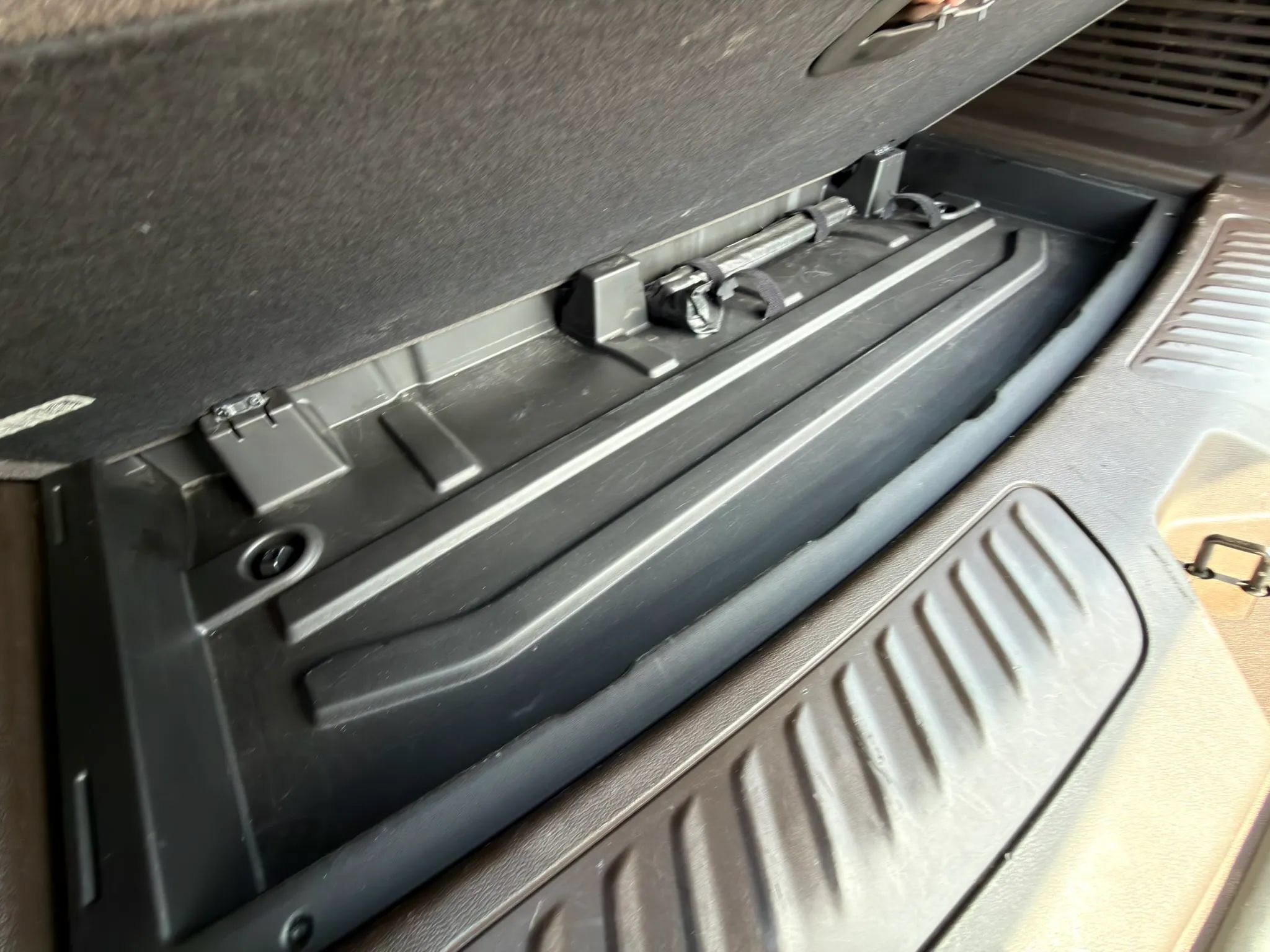 Used 2021 Chevrolet Tahoe LT AWD/4WD image 21