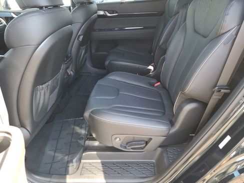 Used 2025 Hyundai Palisade Calligraphy image 21