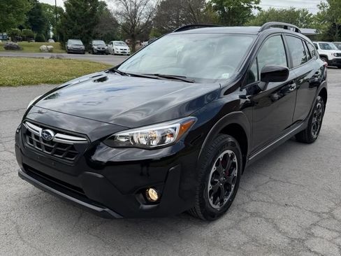 Used 2021 Subaru Crosstrek 2.0i Premium AWD/4WD image 2