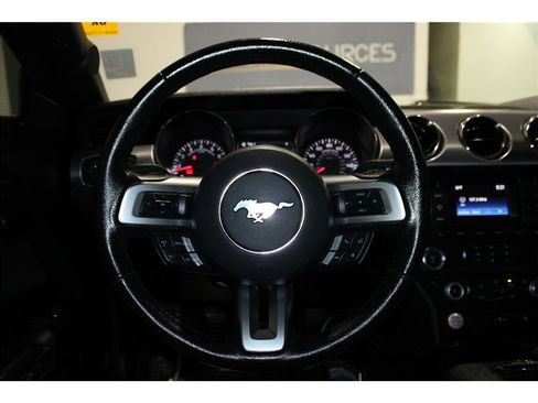 Used 2015 Ford Mustang GT image 20