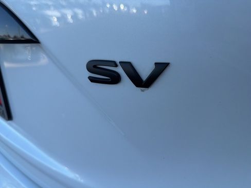Used 2024 Nissan Murano SV w/ SV Midnight Edition Package image 11