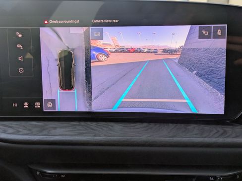 Used 2025 Audi Q5 Premium Plus image 16