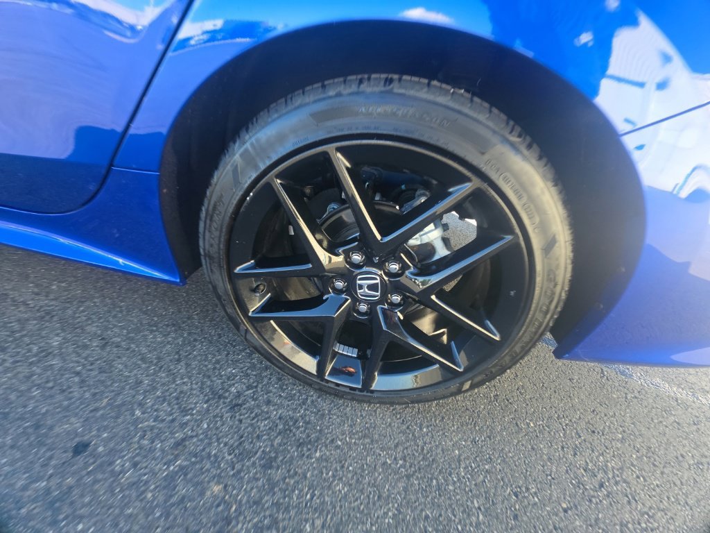 Used 2023 Honda Civic Sport image 13