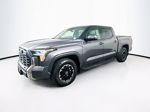 Used 2022 Toyota Tundra SR5 RWD image 3