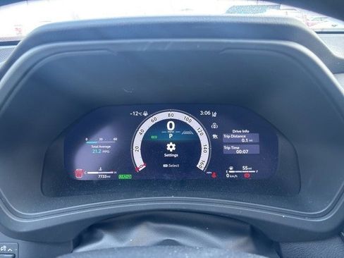 Used 2024 Toyota Grand Highlander XLE image 12