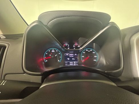 Used 2022 Chevrolet Colorado LT w/ LT Convenience Package AWD/4WD image 15