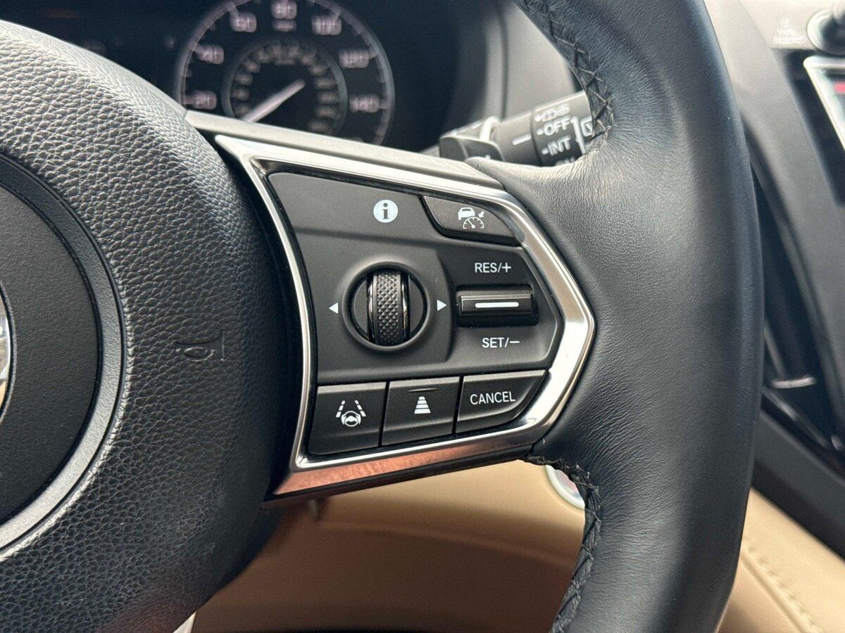 Used 2023 Acura RDX w/ Technology Package FWD image 32