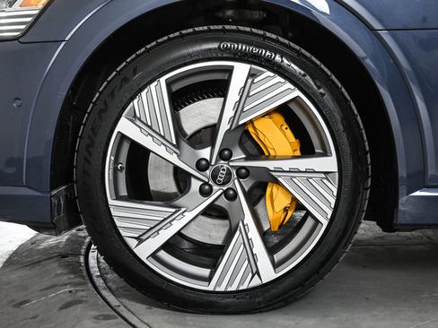 Used 2023 Audi e-tron Prestige w/ Prestige Package image 25