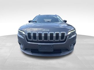 Used 2019 Jeep Cherokee Latitude Plus w/ Comfort/Convenience Group AWD/4WD video 3