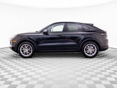 New 2026 Porsche Cayenne Coupe AWD/4WD image 2