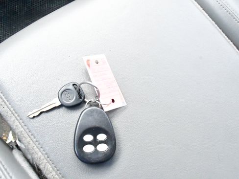 Used 2011 Chevrolet Silverado 3500 W/T image 25