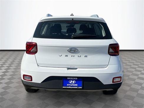 New 2026 Hyundai Venue SEL image 6