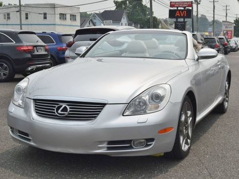 Used 2003 Lexus SC 430 Convertible RWD image 2