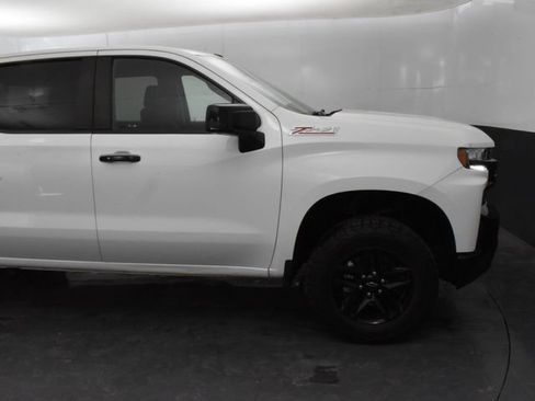 Used 2021 Chevrolet Silverado 1500 LT Trail Boss w/ Convenience Package II AWD/4WD image 9