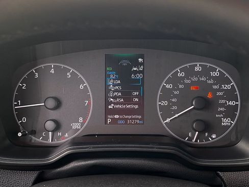 Certified 2025 Toyota Corolla SE FWD image 28