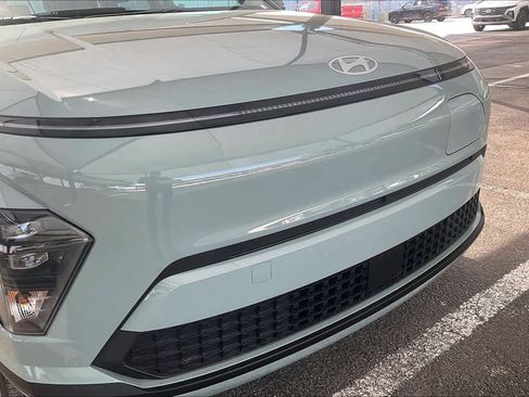 Certified 2024 Hyundai Kona SEL image 29