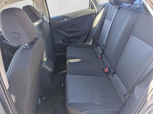 Certified 2025 Volkswagen Jetta S image 17