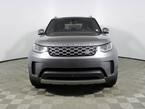 Used 2022 Land Rover Discovery S image 2