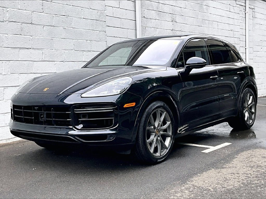 Used 2023 Porsche Cayenne Turbo AWD/4WD image 1