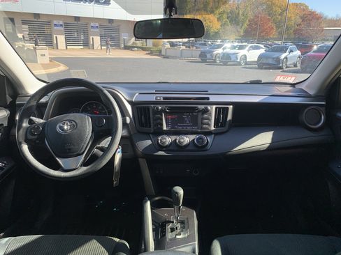 Used 2016 Toyota RAV4 LE image 30