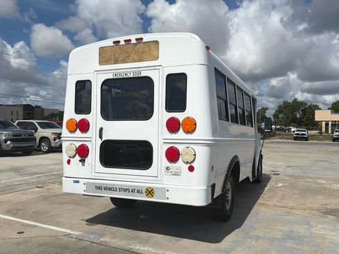 Used 2013 Chevrolet Express 3500 w/ School Bus Package RWD image 8