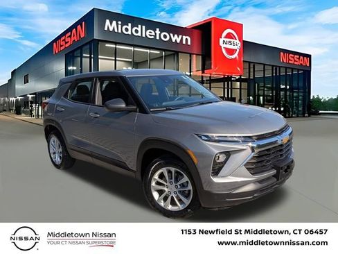 Used 2024 Chevrolet TrailBlazer LS AWD/4WD image 1